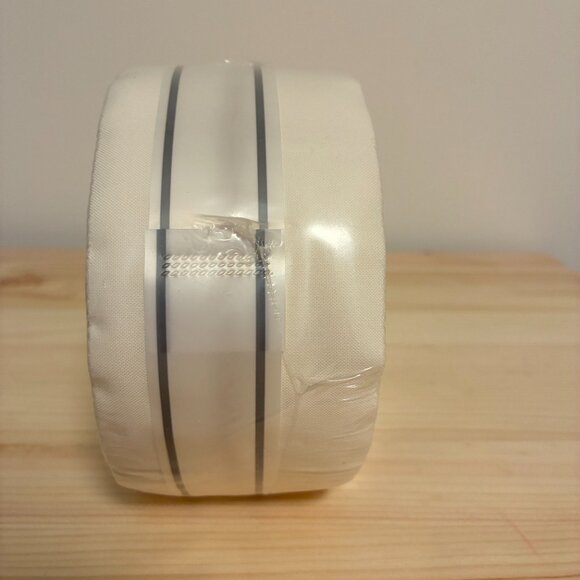 Kona Cotton - Snow Roll-Up - Picture 2 of 4